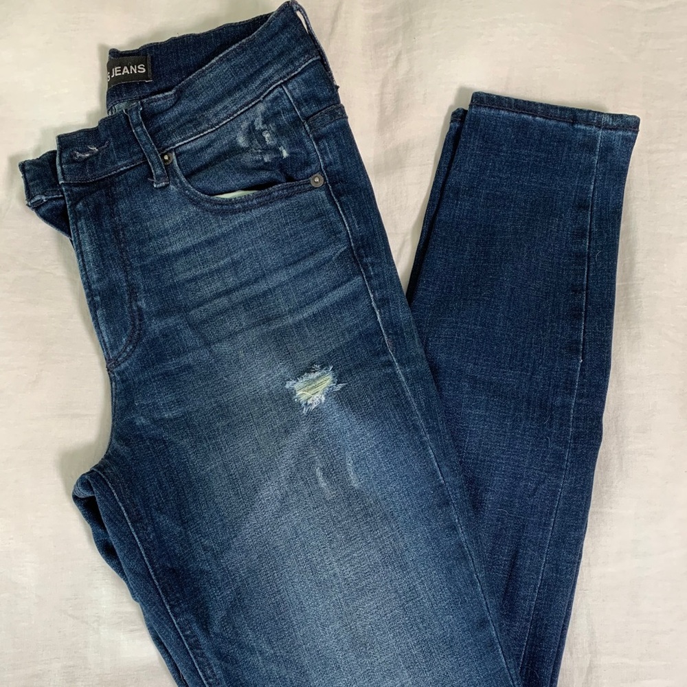 Last Chance - Express Distressed Jean - Size 4 - Picture 8 of 9